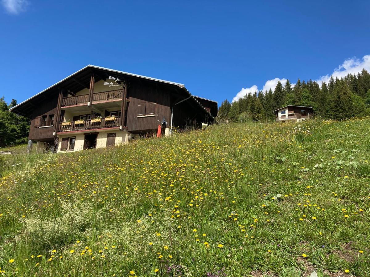 Demi Chalet Le Lachat Notre-Dame-de-Bellecombe Bagian luar foto