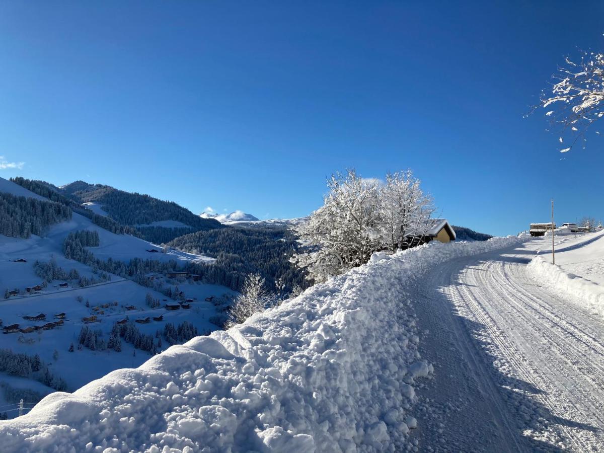 Demi Chalet Le Lachat Notre-Dame-de-Bellecombe Bagian luar foto