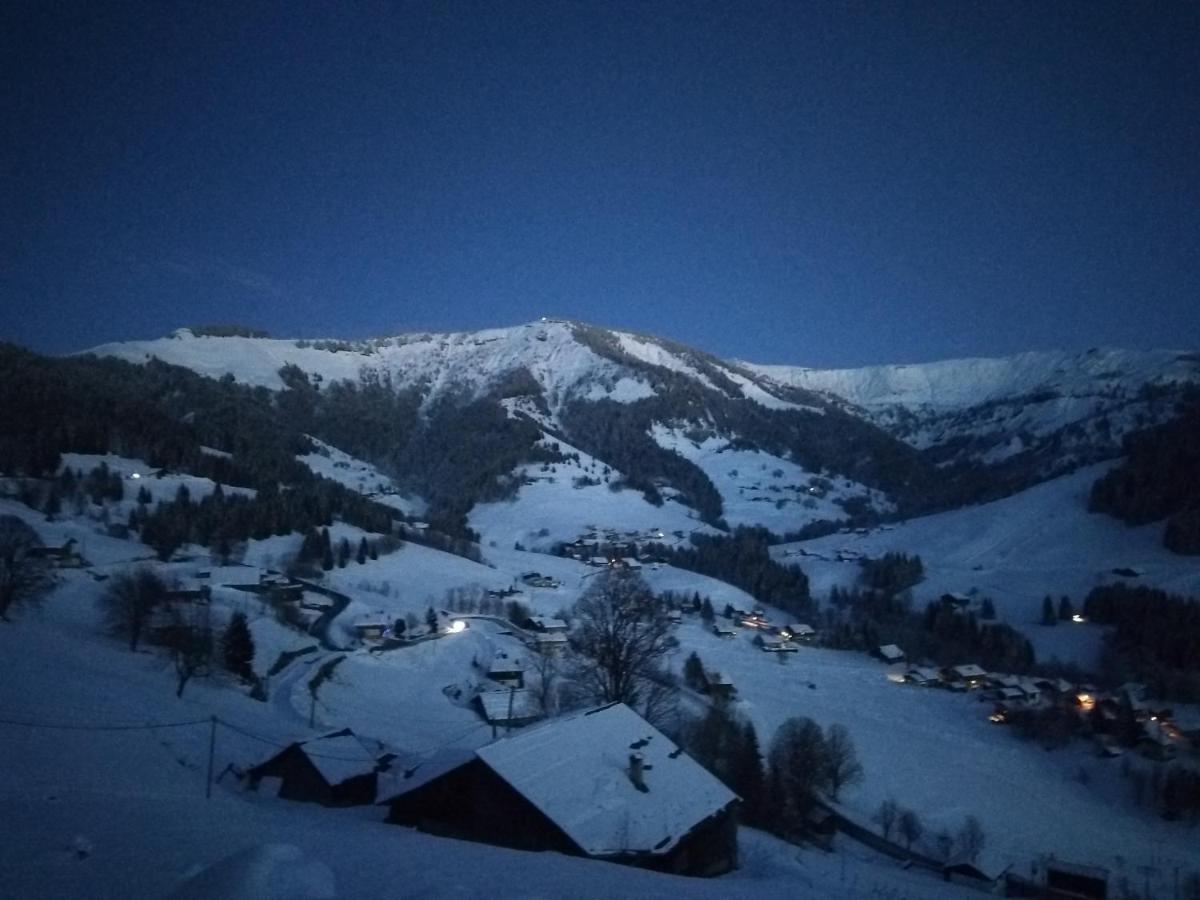 Demi Chalet Le Lachat Notre-Dame-de-Bellecombe Bagian luar foto